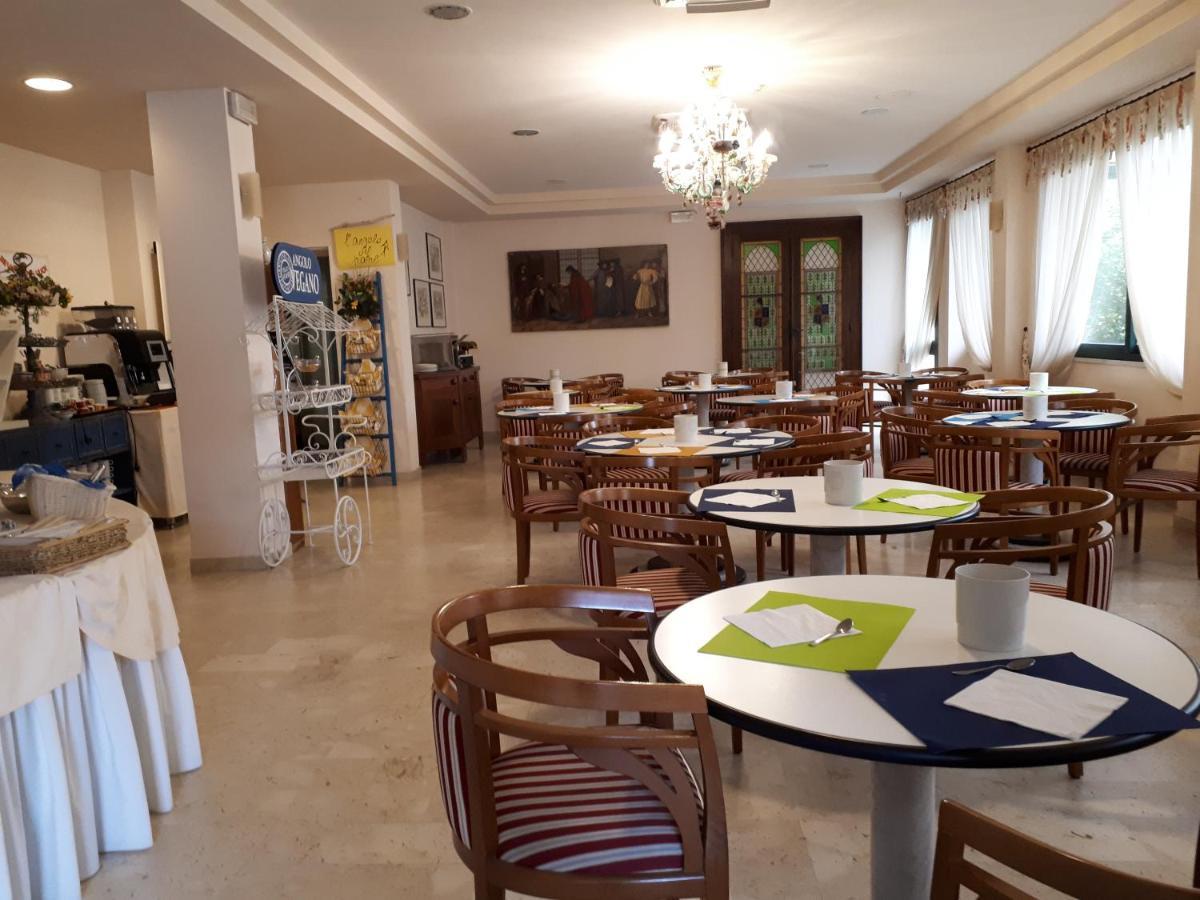 Hotel Fiorella Senigallia Exterior photo