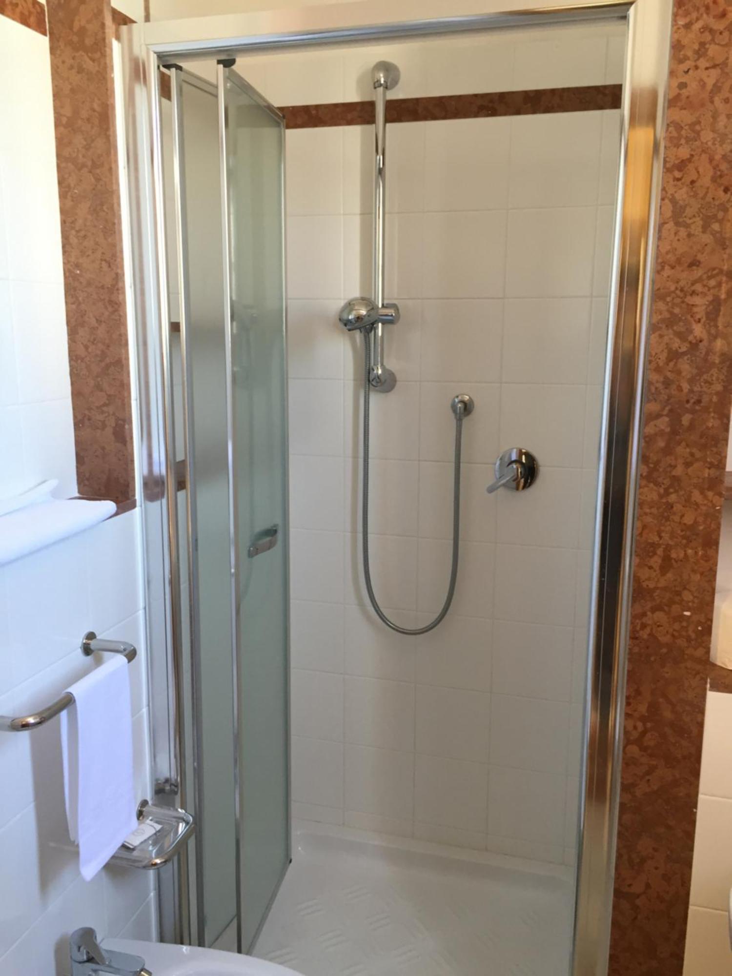 Hotel Fiorella Senigallia Room photo