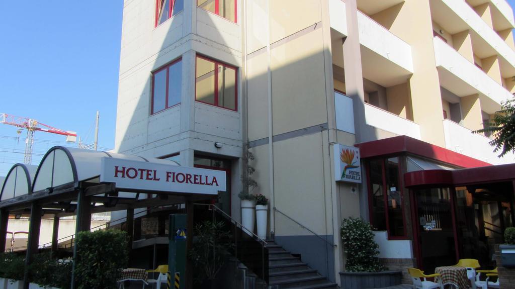 Hotel Fiorella Senigallia Exterior photo